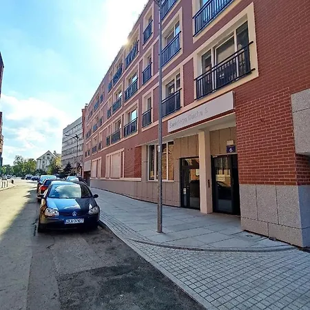 River House - Z Ogródkiem *