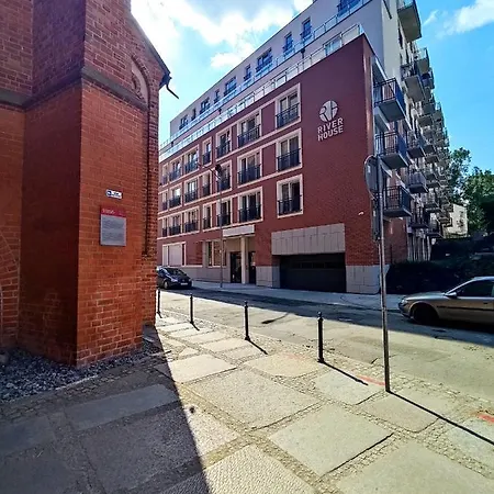 River House - Z Ogrodkiem Szczecin