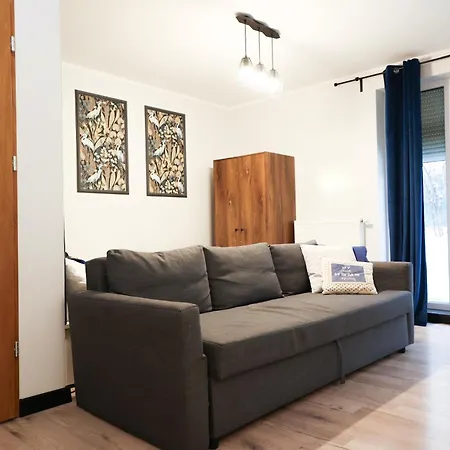 Apartment River House - Z Ogrodkiem